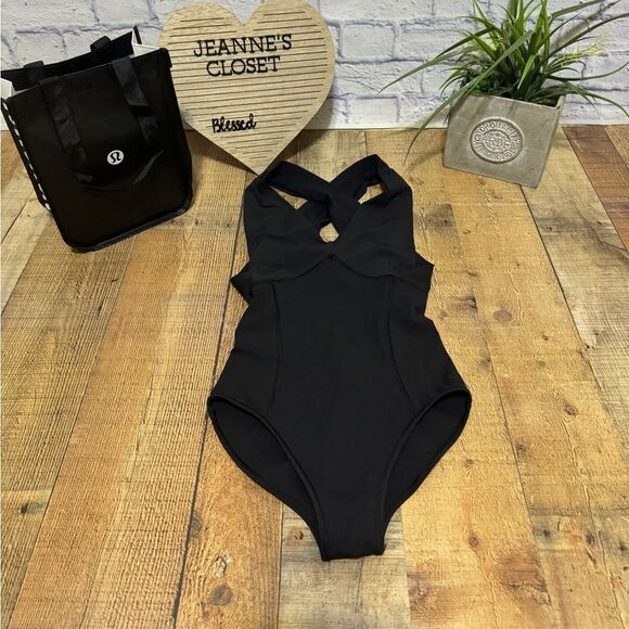 Lululemon City One Piece
Black - Picture 1 of 14